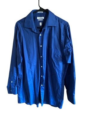Van Heusen Men’s Royal Blue Long Sleeve Dress Shirt